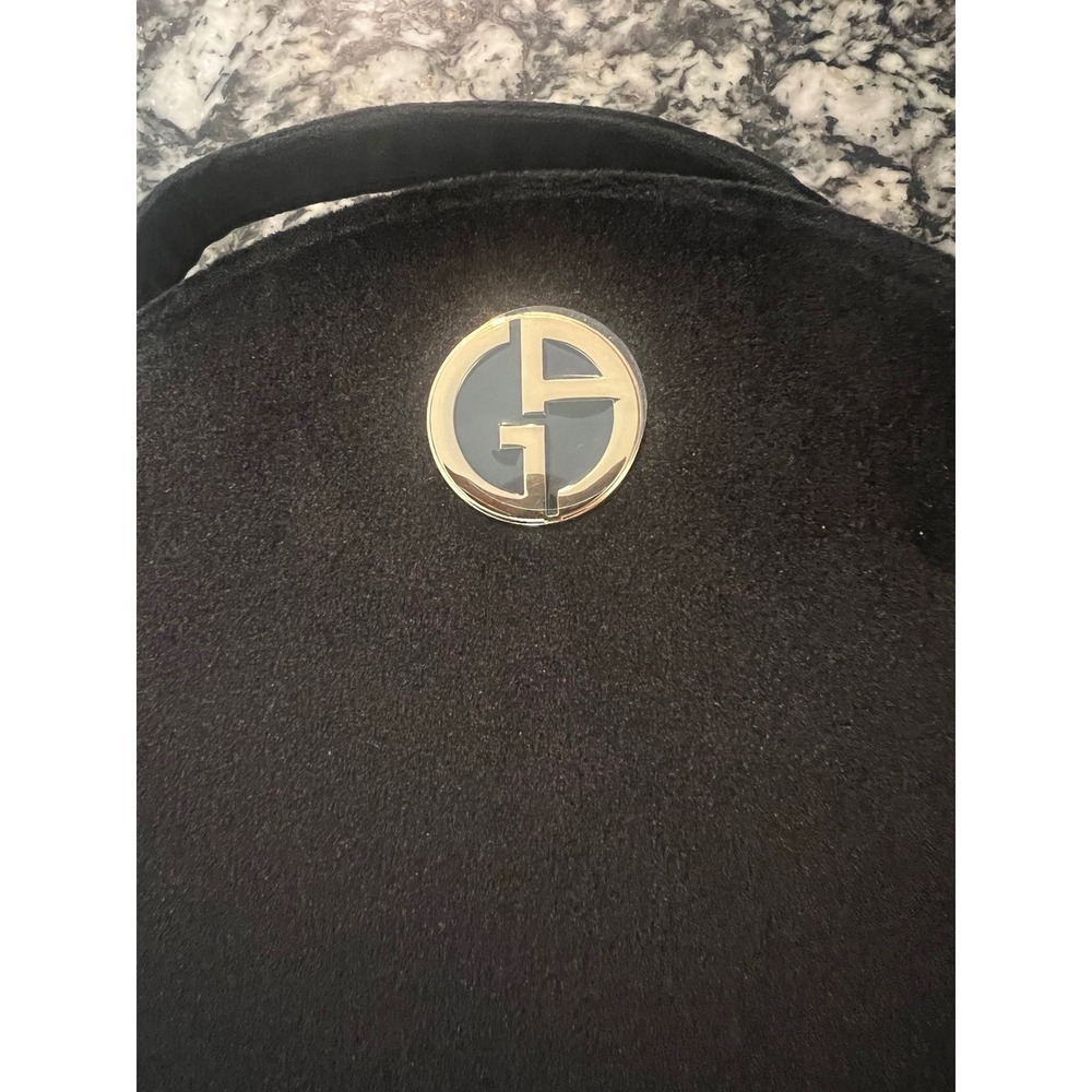 Giorgio Armani Beauty Black Velvet Round Vanity Case Cosmetic Bag Gold Logo - Picture 2 of 8